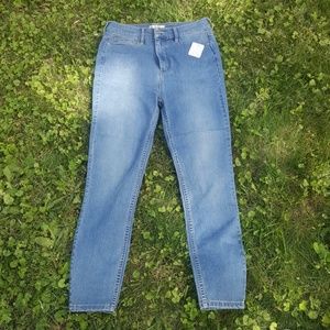 High rise skinny jeans